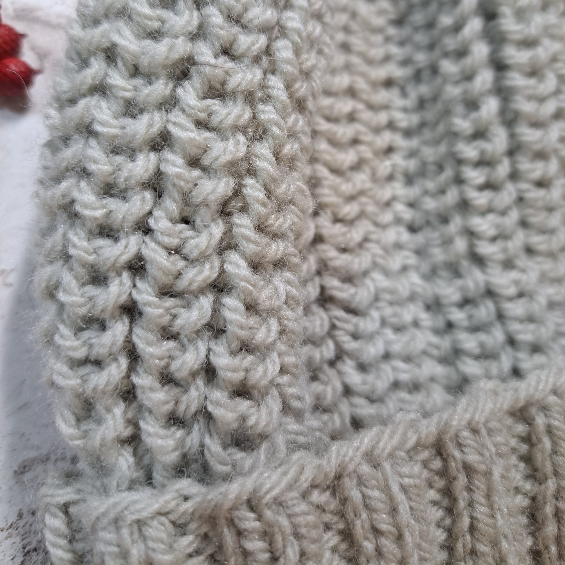 Light Grey Men's Hat with Brim - Pattern Close Up