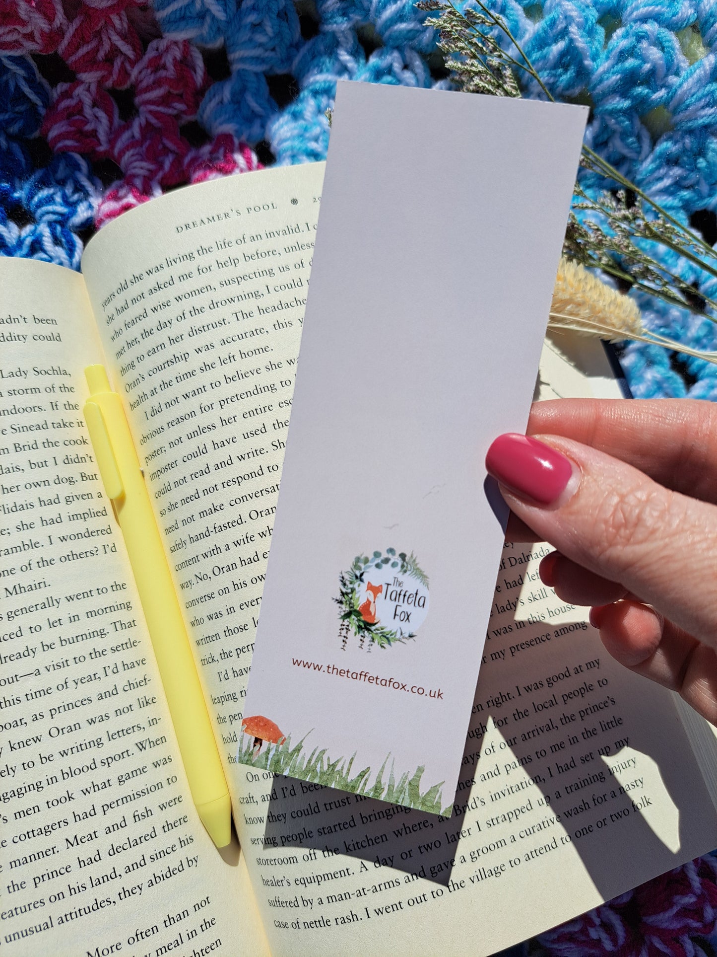 Bumble Bee Bookmark